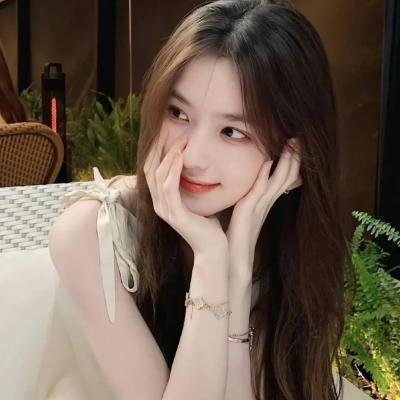 男人与婴儿